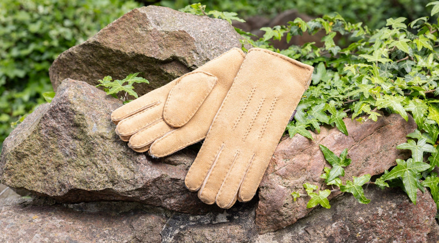 From Farm to Hands: How to Buy Sheepskin Gloves